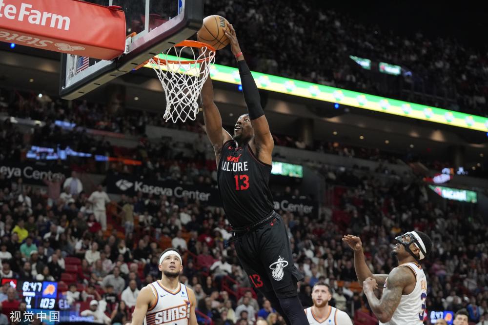 足球圈中的 足球圈中的